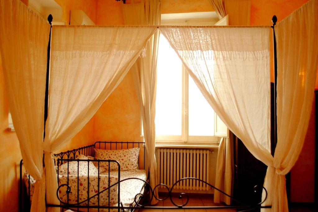 B&B Millequattrocento Gaeta Rum bild